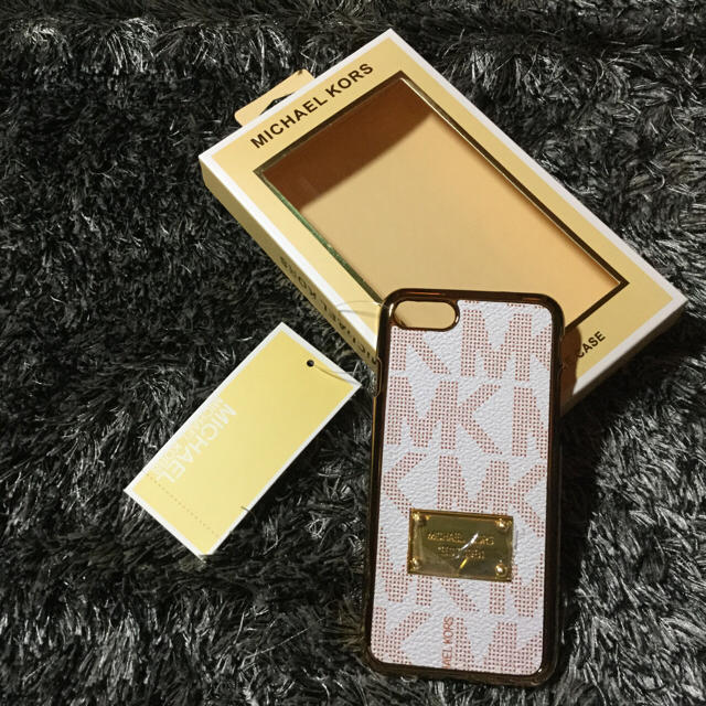 Michael Kors(マイケルコース)の★大幅値下げ★マイケルコース★iPhone7★期間限定プライス★ スマホ/家電/カメラのスマホアクセサリー(iPhoneケース)の商品写真