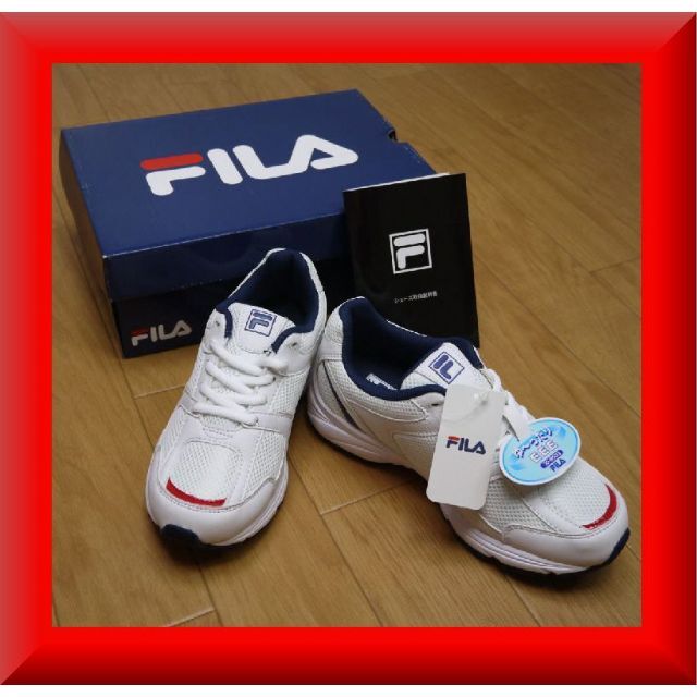 FILA(フィラ)の送料無料✨新品激安✨【フィラ】スニーカー レディース ランニングシューズ  レディースの靴/シューズ(スニーカー)の商品写真