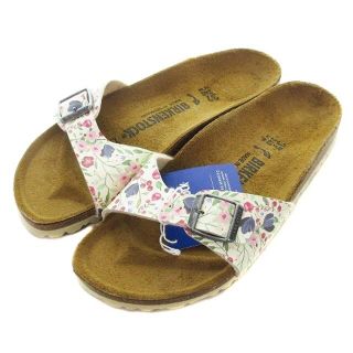 ビルケンシュトック(BIRKENSTOCK)のビルケンシュトック コンフォートサンダル ベルト 花柄 24 白 1012775(サンダル)