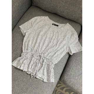 ザラ(ZARA)のZARA トップス(カットソー(半袖/袖なし))