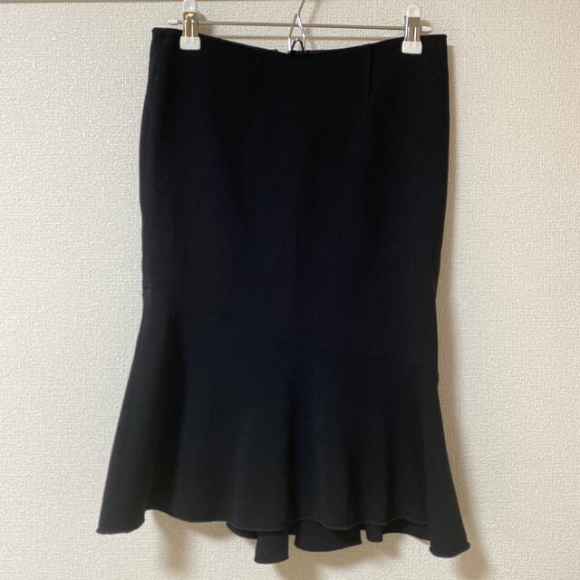 Blumarine(ブルマリン)の試着のみ　ブルマリン　黒マーメイドスカート レディースのスカート(ひざ丈スカート)の商品写真