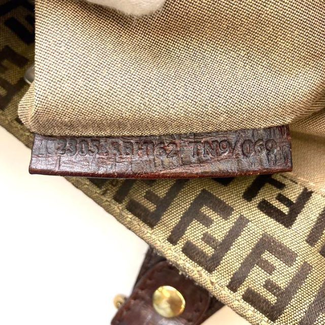 レディース FENDI ズッカ柄 ヴィンテージ ブラウンの通販 by Yuka's ...