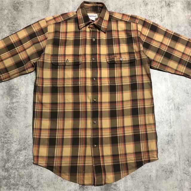 carhartt(カーハート)の【deco様専用】カーハート☆レザーロゴ入W.ポケットレトロワークチェックシャツ メンズのトップス(シャツ)の商品写真