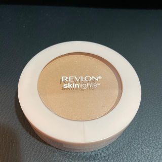 レブロン(REVLON)のレブロン　スキンライトプレストパウダー　102(フェイスパウダー)