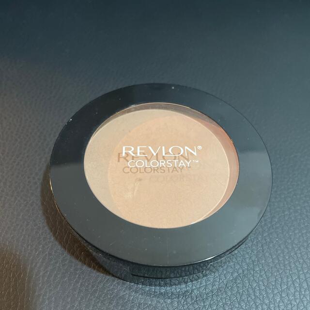 REVLON(レブロン)のレブロン　カラーステイ　プレストパウダーN 840 MEDIUM コスメ/美容のベースメイク/化粧品(フェイスパウダー)の商品写真