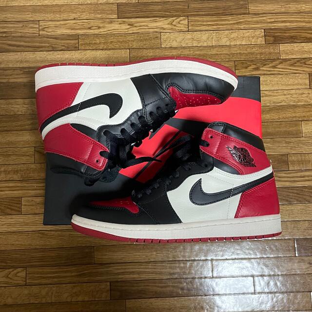 NIKE(ナイキ)の26cm AIR JORDAN 1 RETRO BRED TOE オマケ付 メンズの靴/シューズ(スニーカー)の商品写真