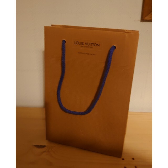LOUIS VUITTON(ルイヴィトン)の【人気ブランド】LOUIS VUITTON(ルイヴィトン)ブランドショップ袋 レディースのバッグ(ショップ袋)の商品写真