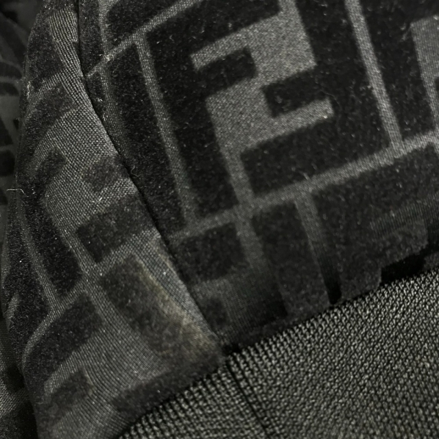 FENDI - フェンディ FW1040 ズッカ ブルゾン ジップアップ パーカー FENDI - フェンディ FW1040 ズッカ ブルゾン ジップアップ パーカー