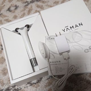 ヤーマン(YA-MAN)のYA-MAN WAVY mini 防滴EMSトルネードローラー充電式 マイクロカ(フェイスケア/美顔器)