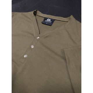 ザノースフェイス(THE NORTH FACE)のMOUNTAIN EQUIPMENT ヘンリーTシャツMサイズ + オマケ(登山用品)