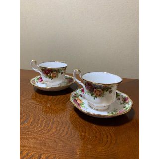 ロイヤルアルバート(ROYAL ALBERT)のロイヤルアルバート　カップ&ソーサー　セット(グラス/カップ)