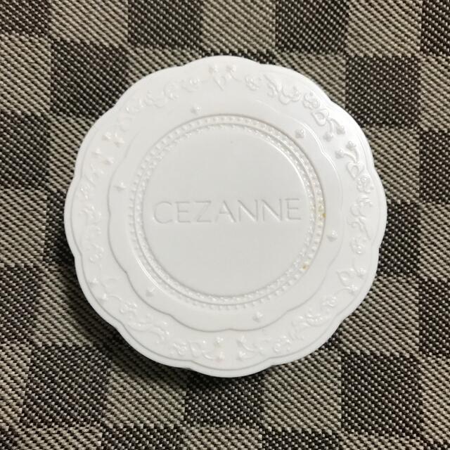 CEZANNE（セザンヌ化粧品）(セザンヌケショウヒン)のセザンヌ　UVシルクカバーパウダー コスメ/美容のベースメイク/化粧品(フェイスパウダー)の商品写真