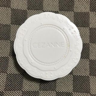 セザンヌケショウヒン(CEZANNE（セザンヌ化粧品）)のセザンヌ　UVシルクカバーパウダー(フェイスパウダー)