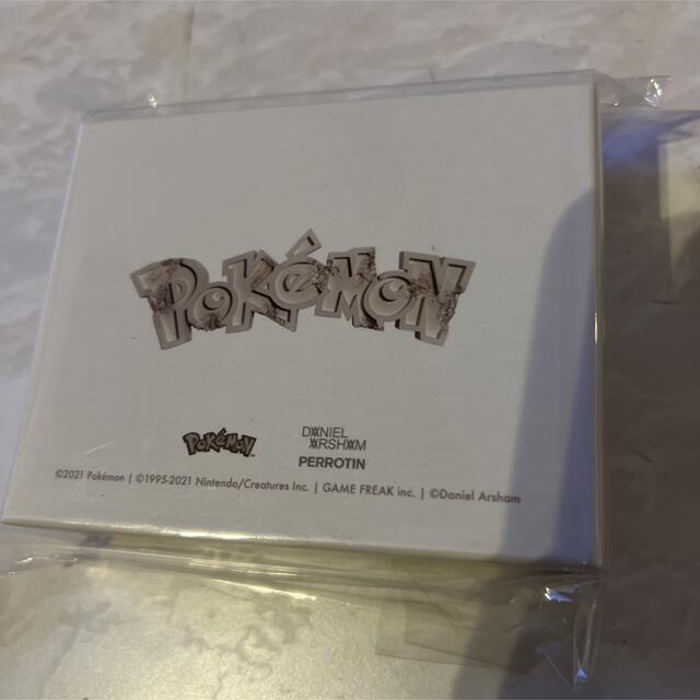 Daniel Arsham Pokémon 2G key charm ダニエル