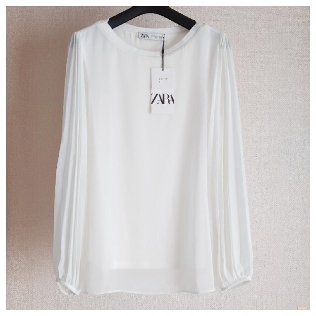 ZARA(ザラ)のZARA 新品 オーバーブラウス レディースのトップス(シャツ/ブラウス(長袖/七分))の商品写真