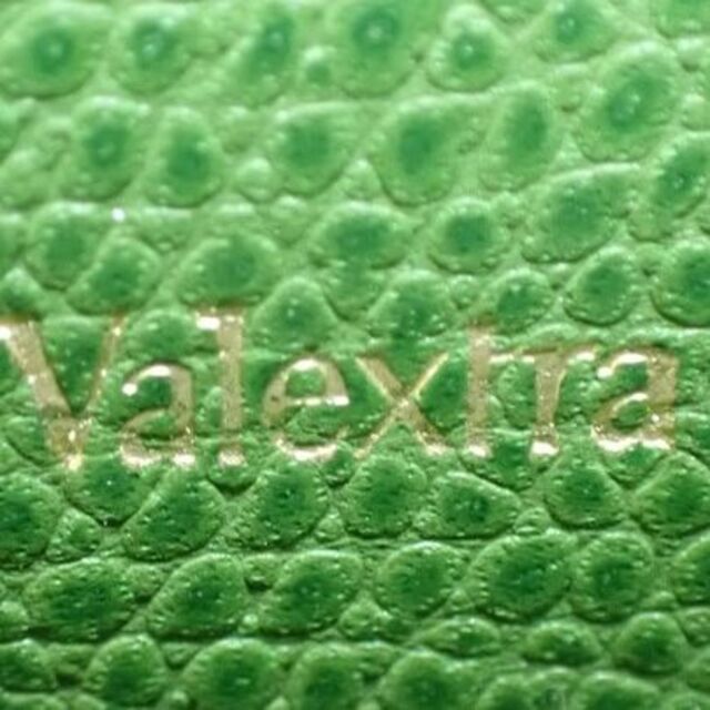Valextra(ヴァレクストラ)の【美品】Valextra ヴァレクストラ 眼鏡ケース　レザー 正規品 レディースのファッション小物(その他)の商品写真