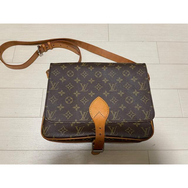 LOUIS VUITTON(ルイヴィトン)の最終値下げ！Louis Vuitton カルトシエール　モノグラム　ショルダー レディースのバッグ(ショルダーバッグ)の商品写真