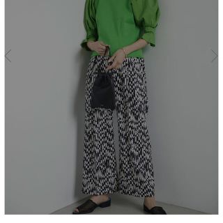 アメリヴィンテージ(Ameri VINTAGE)のAMERI GEOMETRIC PATTERN LOOSE PANTS(カジュアルパンツ)