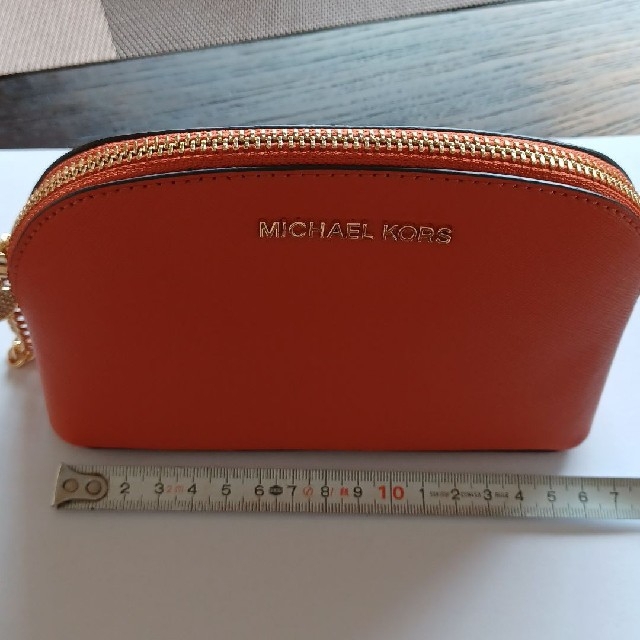 【新品】MICHAEL KORS　ポーチ　オレンジ　ハート