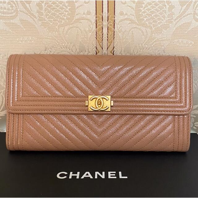 レディースCHANEL シャネル 美品 キャビアスキン マトラッセ フラップ 長財布 財布