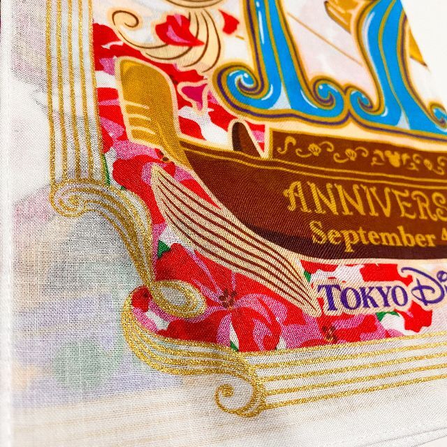Disney(ディズニー)のディズニーシー 17th ハンカチ バンダナ 未使用品 レディースのファッション小物(バンダナ/スカーフ)の商品写真