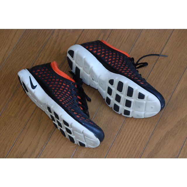 NIKE AIR REJUVEN8 黄×黒×白27.0cm エアリジュビネイト