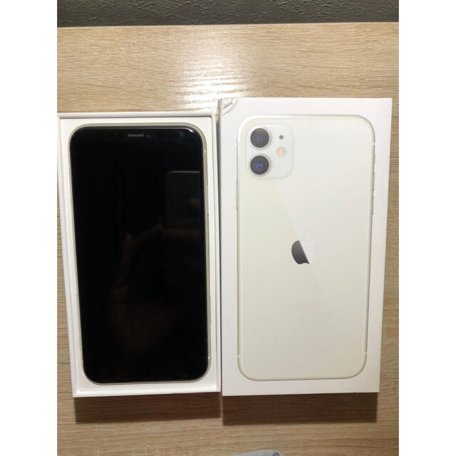 iPhone11 128GB ホワイト　SIMフリー　※iFACE同梱