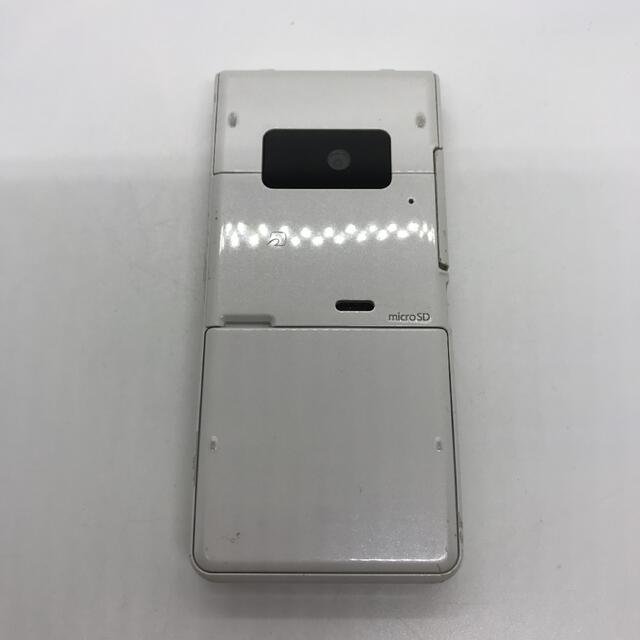 概ね美品 docomo P-01G Panasonic rd5c5tn スマホ/家電/カメラのスマートフォン/携帯電話(携帯電話本体)の商品写真