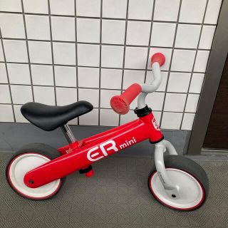 ニシマツヤ(西松屋)の＊美品＊足蹴りバイクenjoy ride mini 西松屋　ストライダー(三輪車)