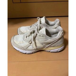 ステューシー(STUSSY)のnew balance M990 stussy cream ステューシー(スニーカー)