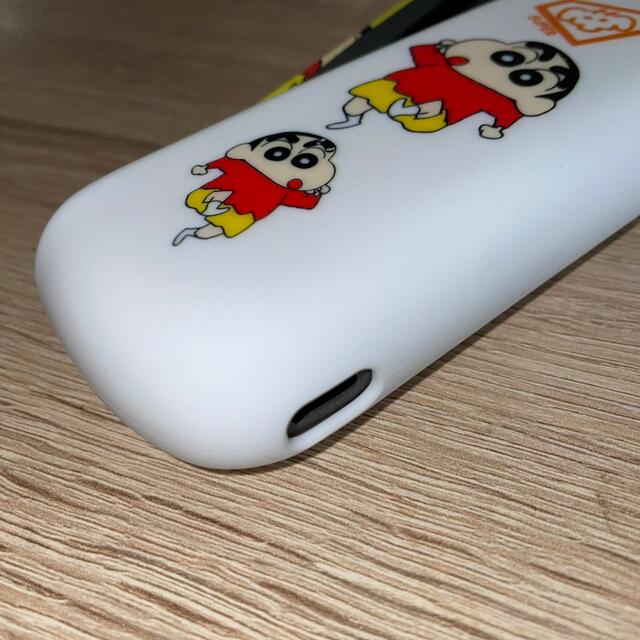 即日発送‼️クレヨンしんちゃん iQOS ILUMA アイコスケース ホワイト メンズのファッション小物(タバコグッズ)の商品写真