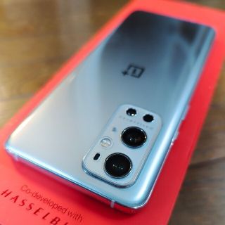 Oneplus 9 Pro 12GB/256GB シルバー volte対応(スマートフォン本体)