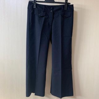 ユナイテッドアローズグリーンレーベルリラクシング(UNITED ARROWS green label relaxing)のGreen label relaxing  黒のストライプ　センタープレスパンツ(クロップドパンツ)