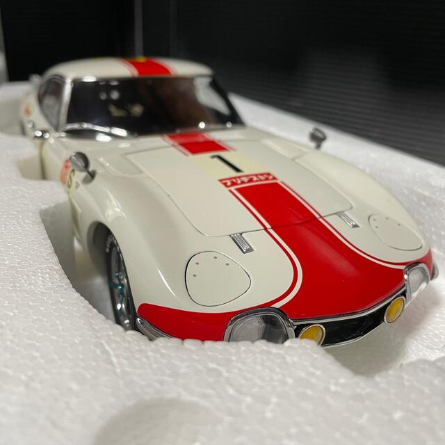 オートアート 1/18 トヨタ2000 GT 24 HRS FUJI 1967