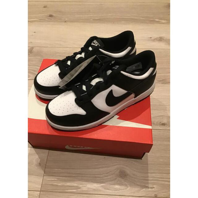 NIKE(ナイキ)のNike Dunk Low Retro White Black  Jr.24 メンズの靴/シューズ(スニーカー)の商品写真