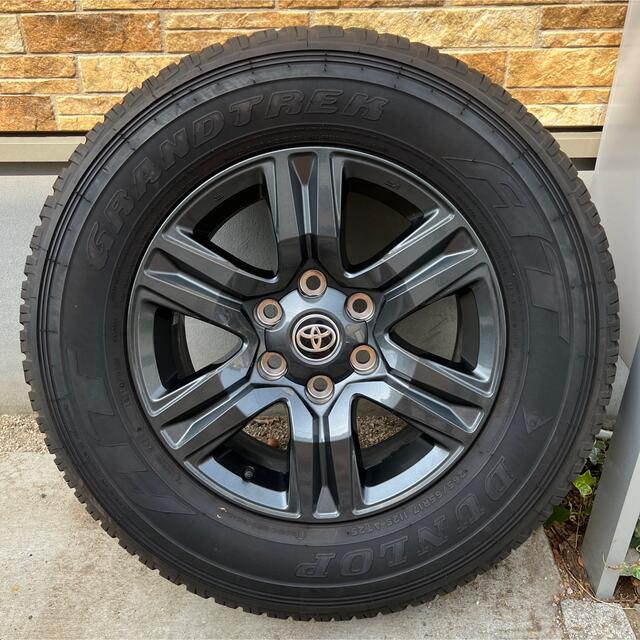 ハイラックス gun125 後期 純正タイヤホイールセット 265/65R17-
