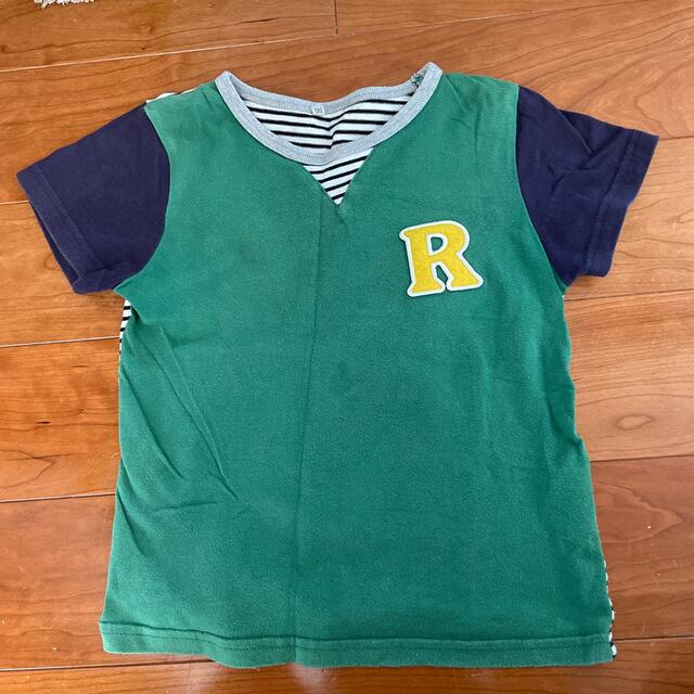 グリーン　Tシャツ　120 キッズ/ベビー/マタニティのキッズ服男の子用(90cm~)(Tシャツ/カットソー)の商品写真