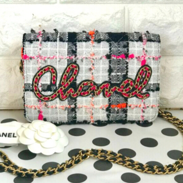 シャネル チェーンウォレット ツイード CHANEL マルチカラー | フリマアプリ ラクマ