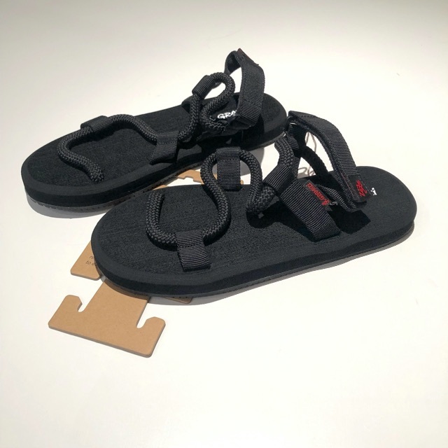 GRAMICCI(グラミチ)の新品 GRAMICCI グラミチ ロープ サンダル 送料無料 ブラック   メンズの靴/シューズ(サンダル)の商品写真