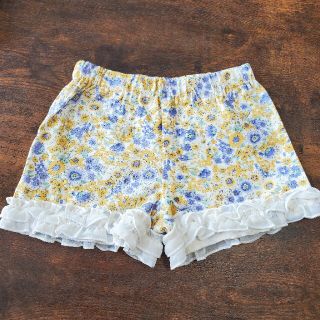 エニィファム(anyFAM)のエニファム　花柄ショートパンツ(パンツ/スパッツ)