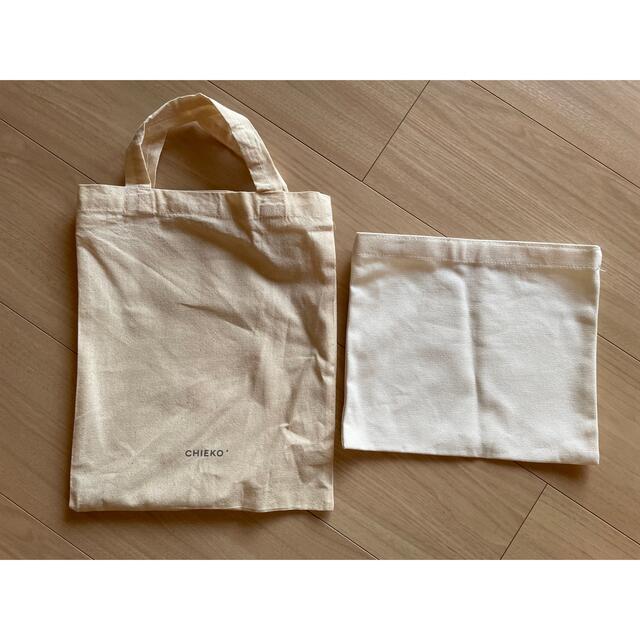 CHIEKO+ clear triangle PVCバッグ | gualterhelicopteros.com.br