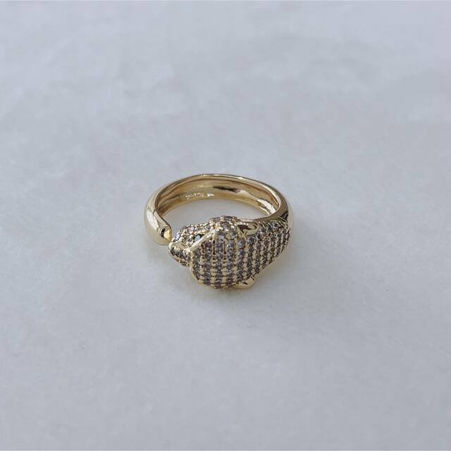 ゴールドリング　ジルコニアリング　豹　 レディースのアクセサリー(リング(指輪))の商品写真