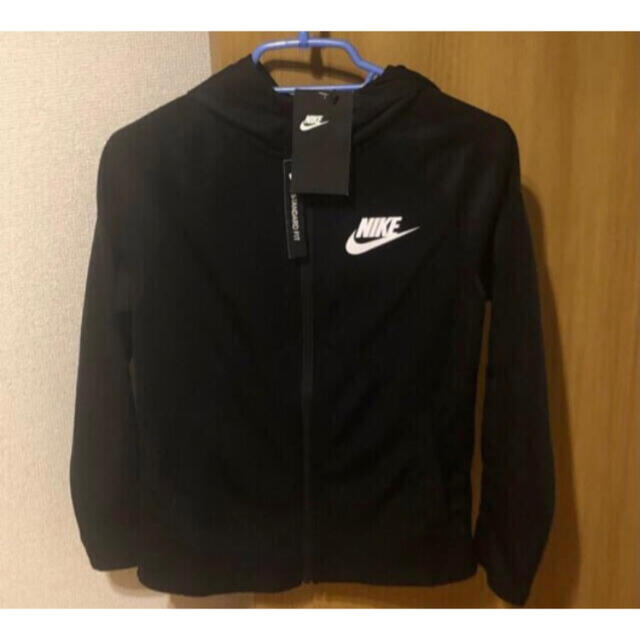 NIKE(ナイキ)のナイキ NIKE トリビュートジャケット  キッズ/ベビー/マタニティのキッズ服女の子用(90cm~)(ジャケット/上着)の商品写真