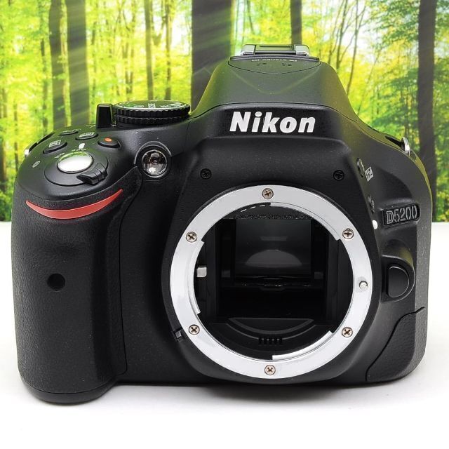 【美品】Nikon D5200 18-55mmレンズセット　ショット数8147回