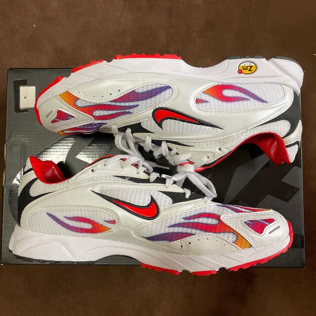 NIKE(ナイキ)のNike supreme zoom メンズの靴/シューズ(スニーカー)の商品写真