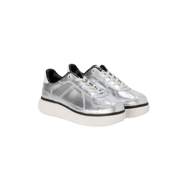 Onitsuka Tiger(オニツカタイガー)のオニツカタイガーDELECITY PURE SILVER  レディースの靴/シューズ(スニーカー)の商品写真