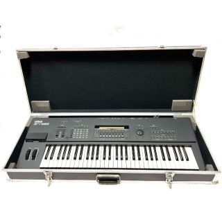 ヤマハ - ☆美品 YAMAHA ヤマハ SY85 シンセサイザー ハードケース付き