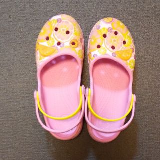 クロックス(crocs)のフルーツ柄 クロックスJ2 20センチ相当(サンダル)