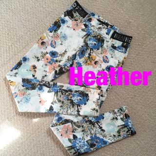 ヘザー(heather)のHeather♡花柄ストレッチスキニーパンツ(スキニーパンツ)