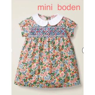 ボーデン(Boden)の【完売品  新品 】ミニボーデン  花柄スモッキングワンピース92cm(ワンピース)